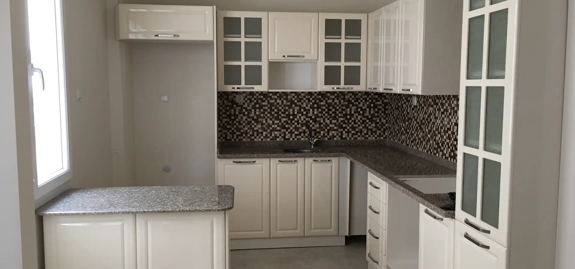 Gölmarmara Tadilatcı